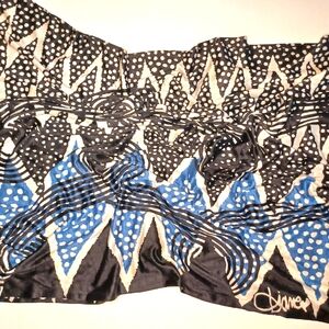 DIANE VON FURSTENBERG Abstract Printed Silk Infinity Scarf